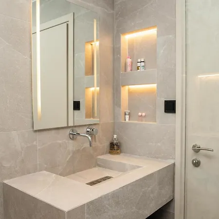 Appartamento Elegance 2 Bedroom *